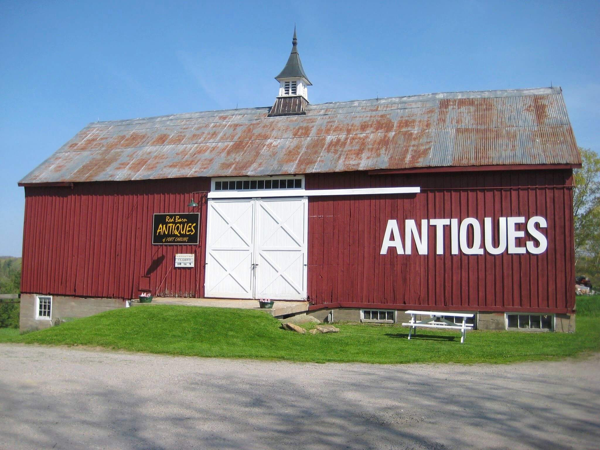 Road Trip: 5 Muskoka Antique Stores To Visit This Summer