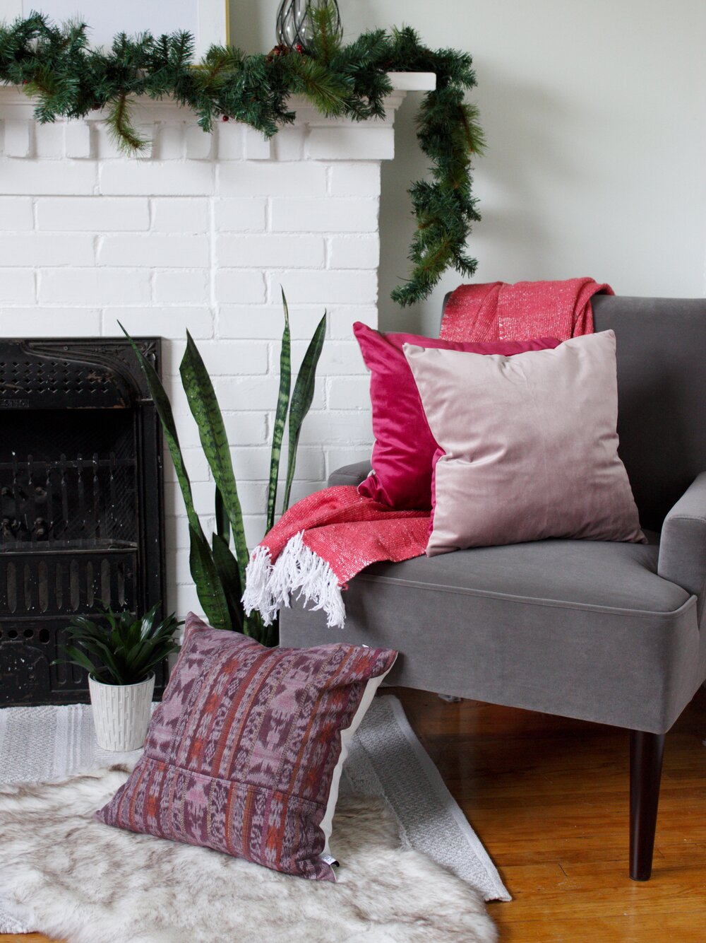 Maroon Velvet Luxe Reversible Accent Pillow - Berry/Dusty Mauve